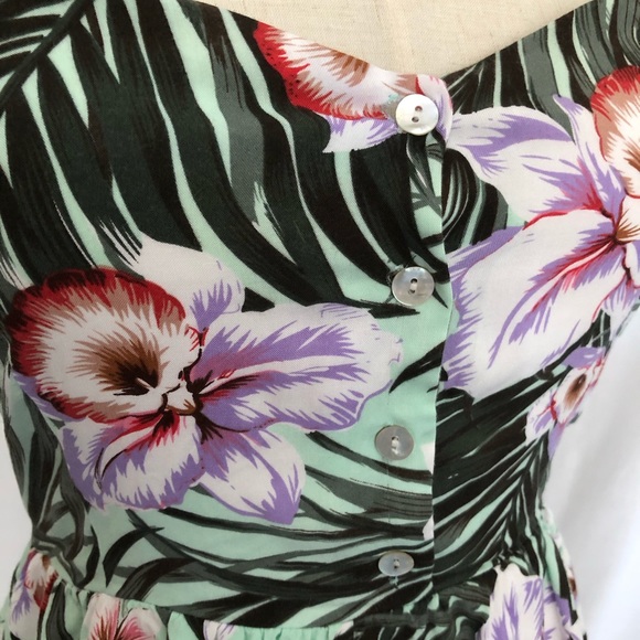 MINK PINK Tropical Tiki halter dress SIZE Medium - Picture 2 of 4